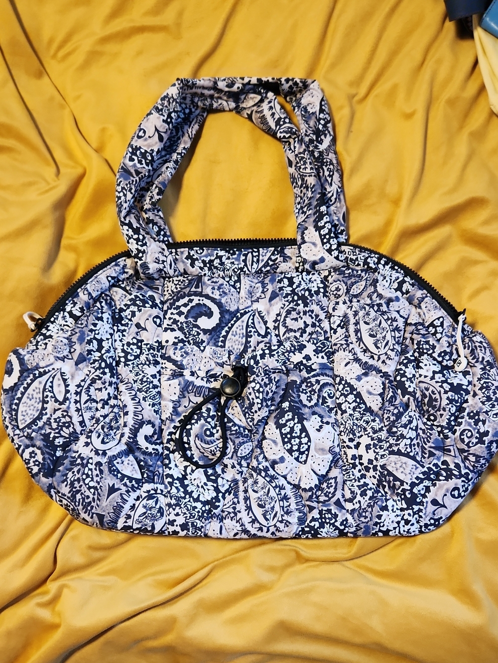 NWT Vera Bradley Featherweight Navy Paisley Quilted Tote
